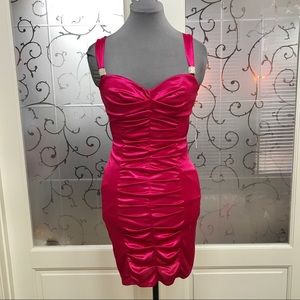 💯🆕OFFERS WELCOME! LOVE- HOT PINK BODYCON DRESS💕